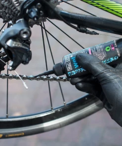 Lubrifiant MUC-OFF Conditions Humides "Wet Lube" 120ml -Vélos Soldes Boutique lubrifiant muc off conditions humides wet lube 120ml 3