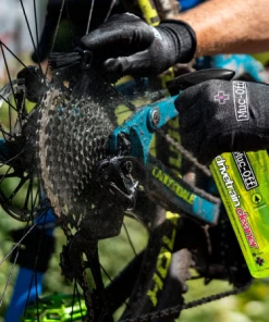 Nettoyant Chaîne MUC-OFF "Drive Train" - 500 Ml 5 Nettoyant Chaîne MUC-OFF "Drive Train" - 500 Ml -Vélos Soldes Boutique nettoyant chaine muc off drive train 500 ml 2